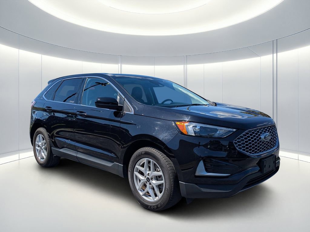 Used 2024 Ford Edge SEL AWD/4WD image 2