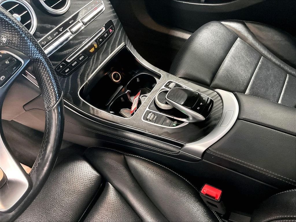 Used 2019 Mercedes-Benz GLC 300 4MATIC Coupe image 20