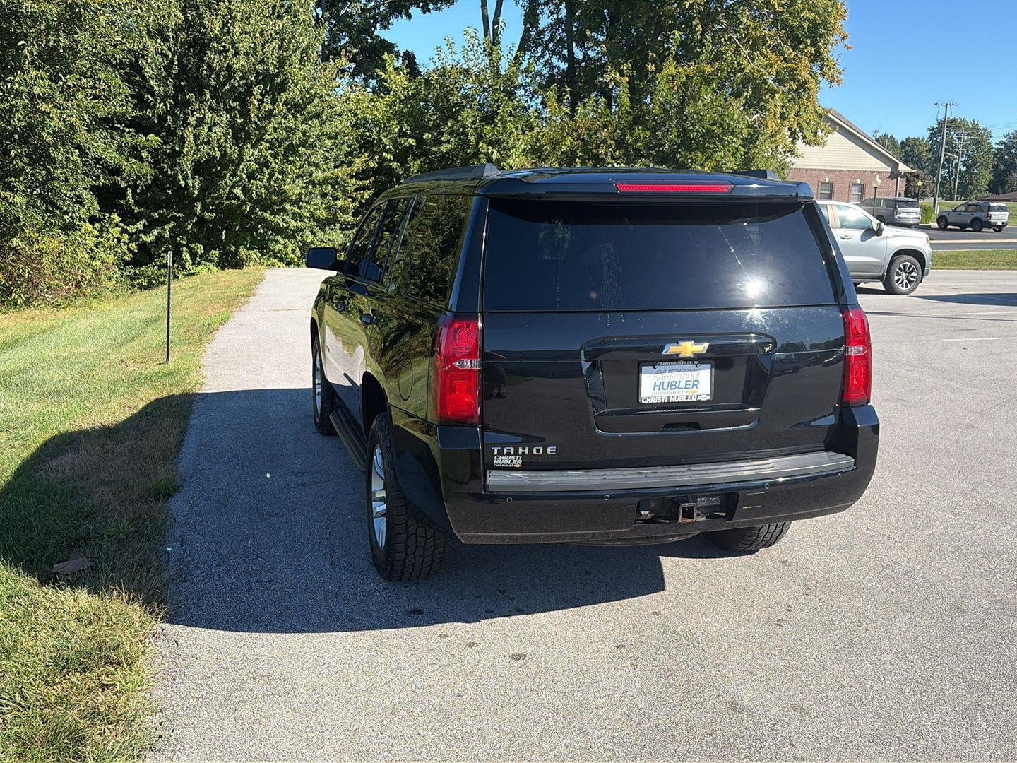 Used 2016 Chevrolet Tahoe LT AWD/4WD image 3