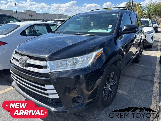 Used 2018 Toyota Highlander LE image 14