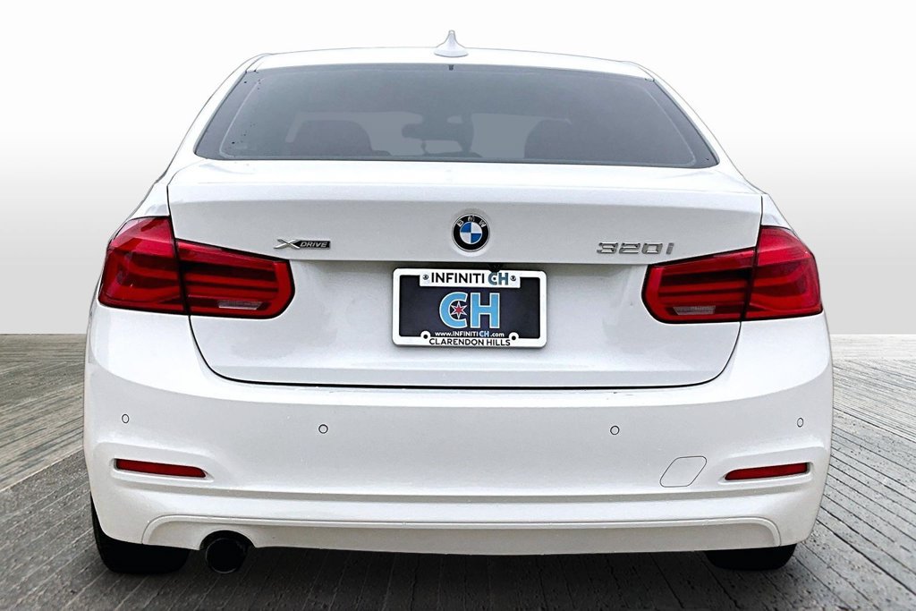 Used 2016 BMW 320i xDrive Sedan AWD/4WD image 7