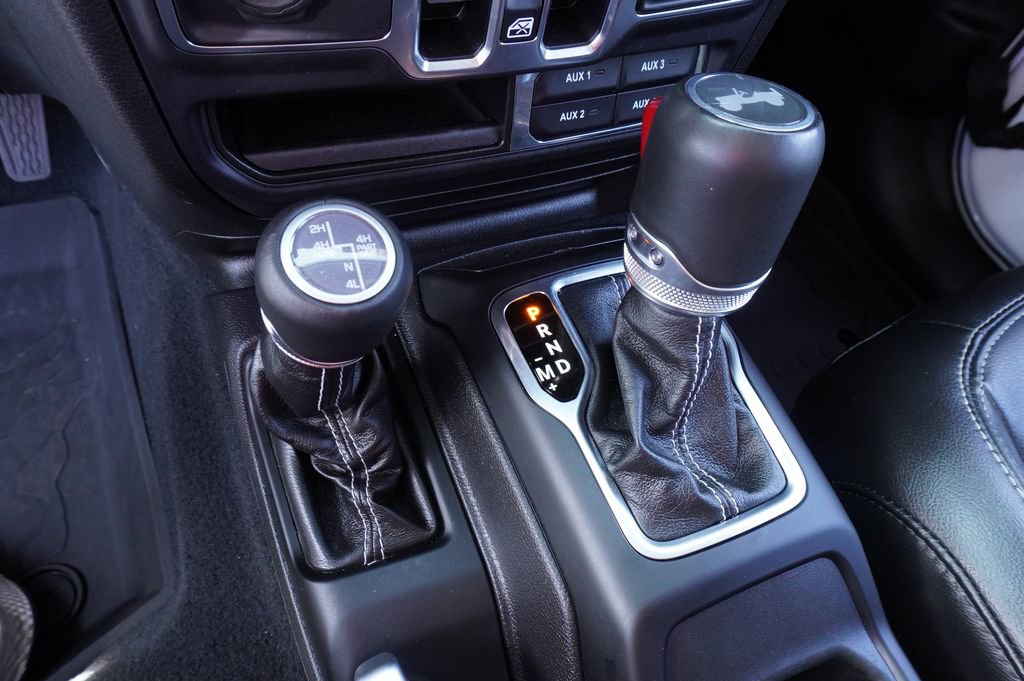 Used 2023 Jeep Wrangler Unlimited Sahara image 18