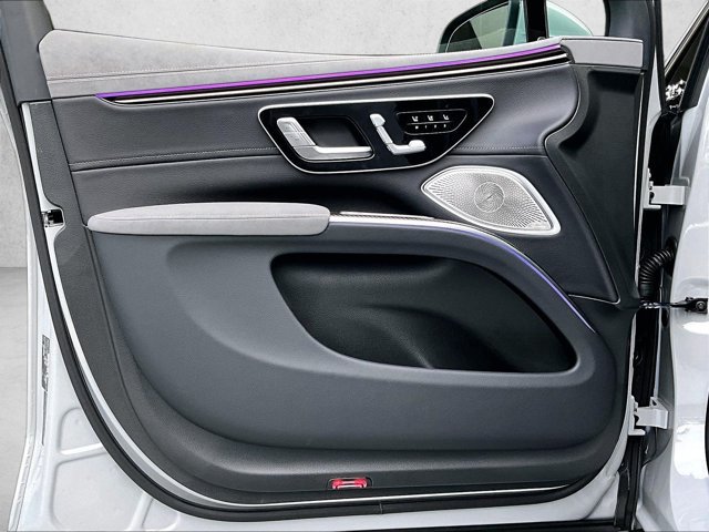 New 2027 Mercedes-Benz EQS 400 4MATIC SUV image 25