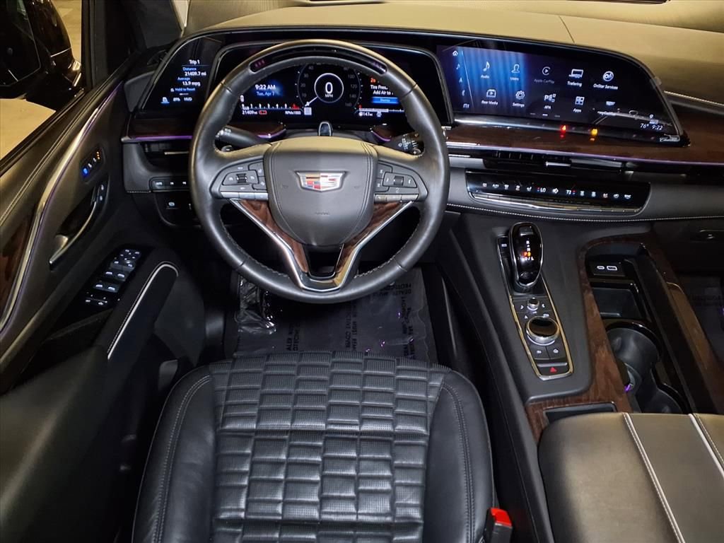 Used 2023 Cadillac Escalade Sport Platinum w/ LPO, ONYX Package image 15