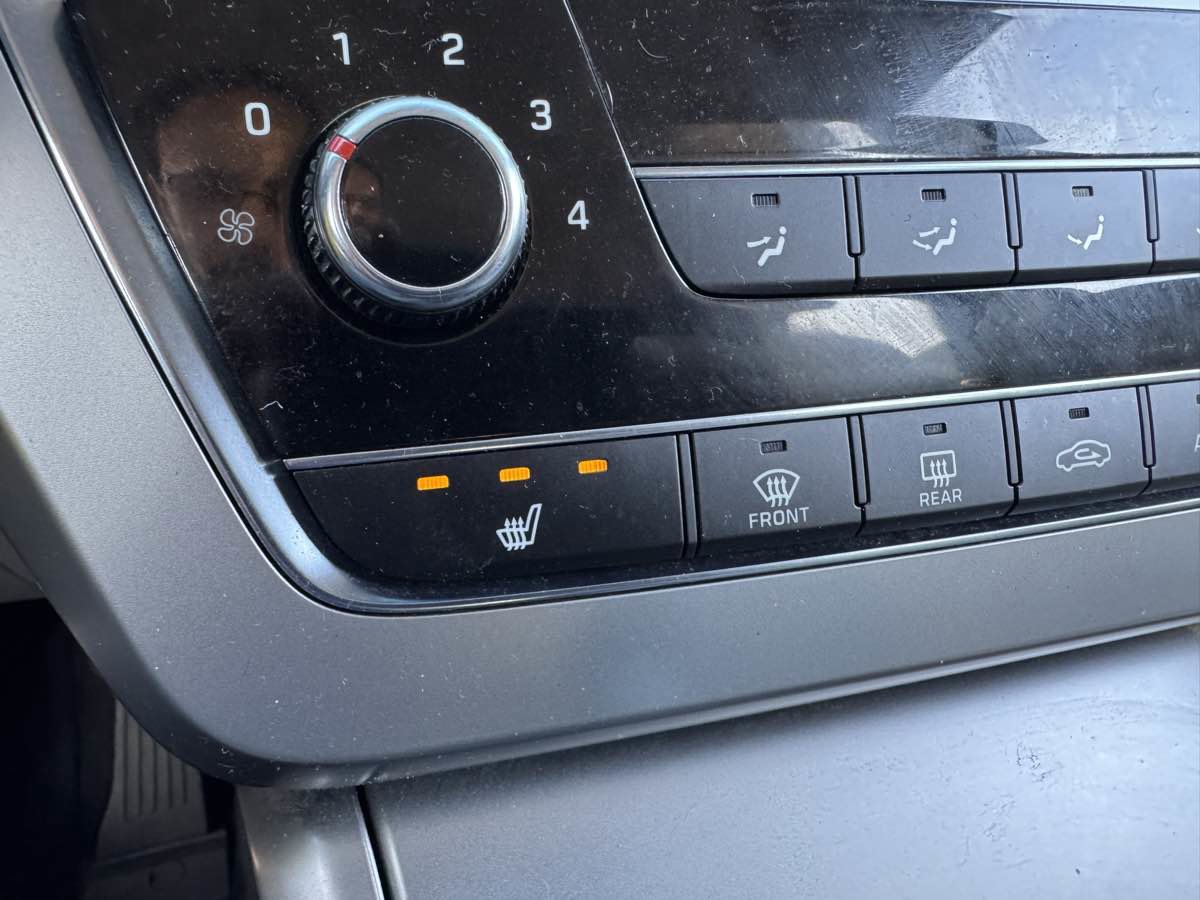 Used 2015 Hyundai Sonata Sport image 29