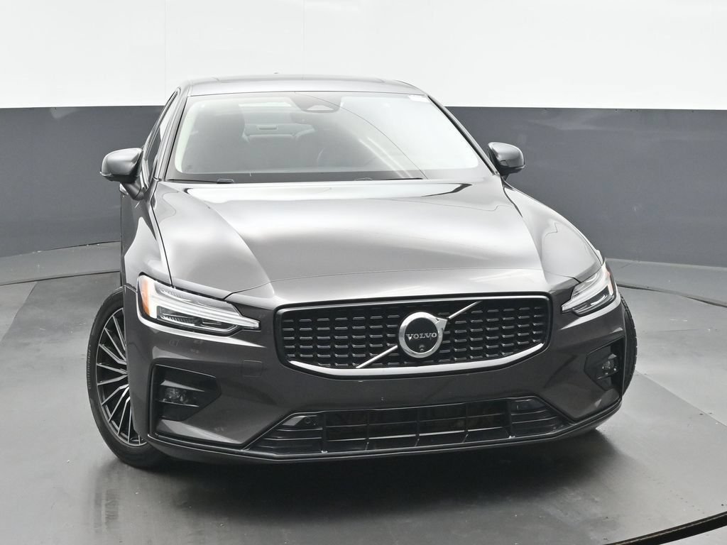 Used 2024 Volvo S60 B5 Plus AWD/4WD image 8