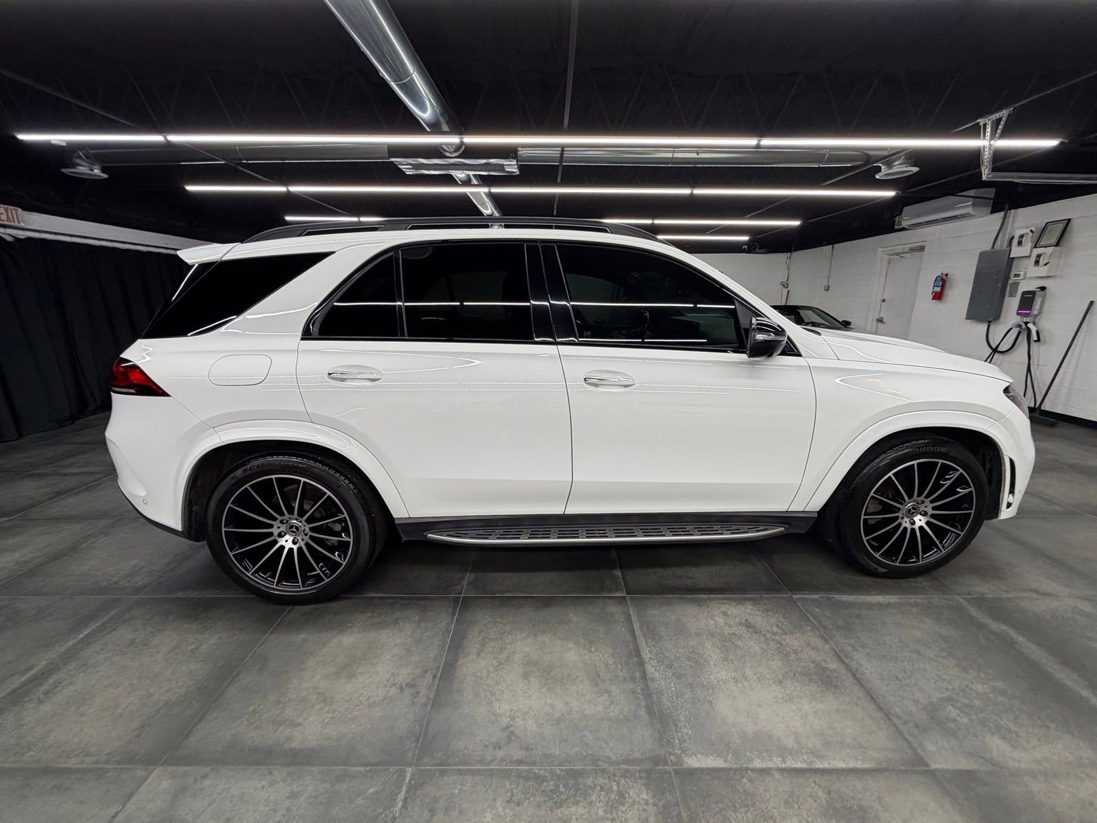 Used 2022 Mercedes-Benz GLE 350 image 8