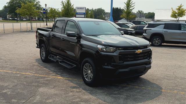 Certified 2024 Chevrolet Colorado LT w/ LT Convenience Package AWD/4WD image 2