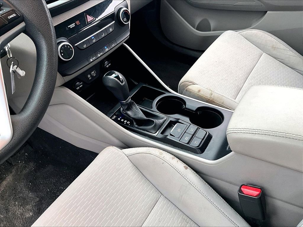 Used 2019 Hyundai Tucson SE image 12