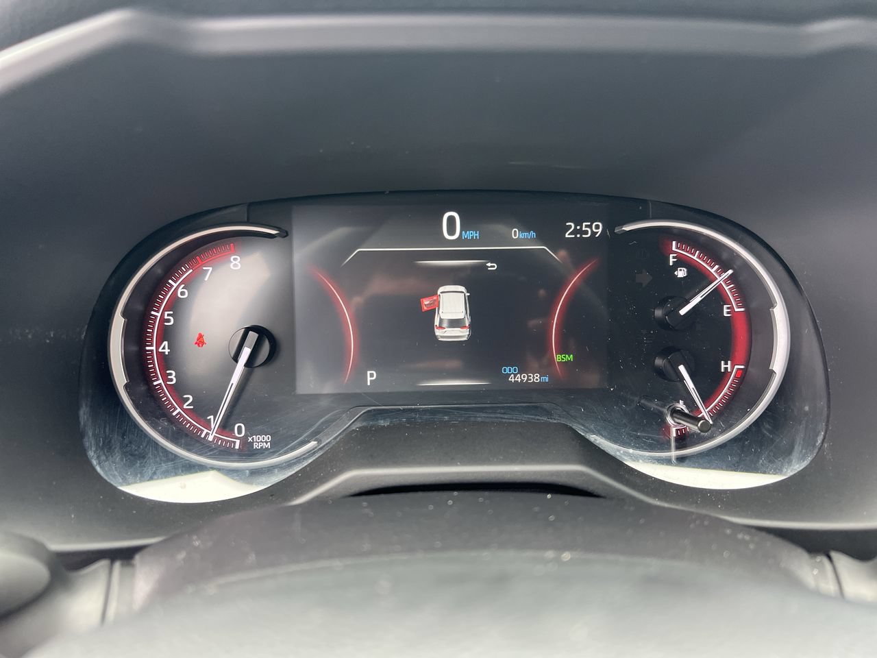 Used 2025 Toyota RAV4 XLE AWD/4WD image 21