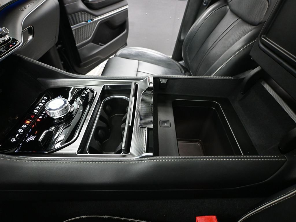 Used 2024 Jeep Grand Wagoneer L Series II w/ Quick Order Packagew 28T image 40