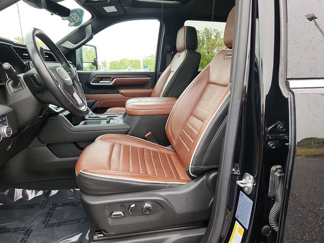 Certified 2025 GMC Sierra 2500 Denali Ultimate AWD/4WD image 13