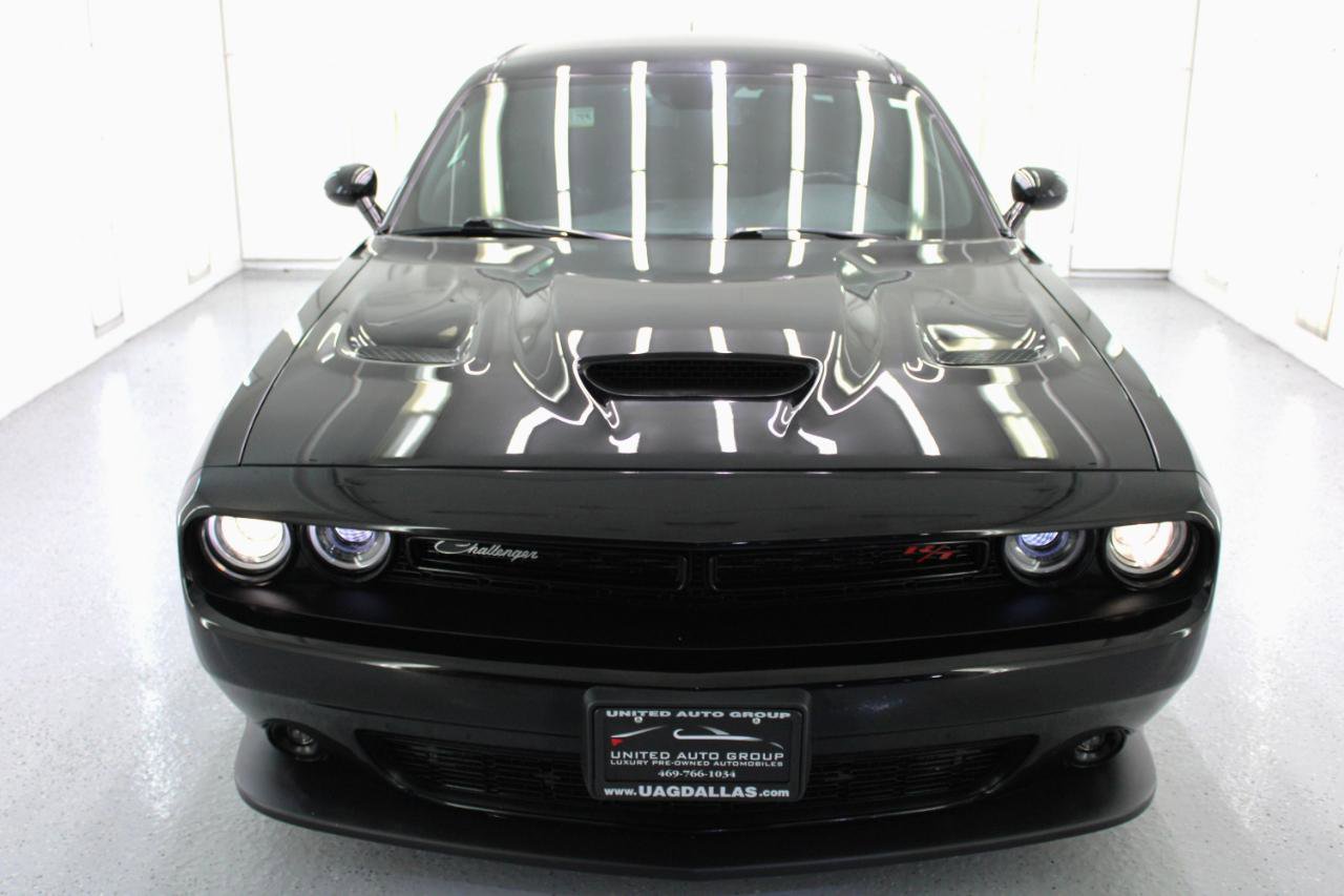 Used 2021 Dodge Challenger R/T Scat Pack image 3