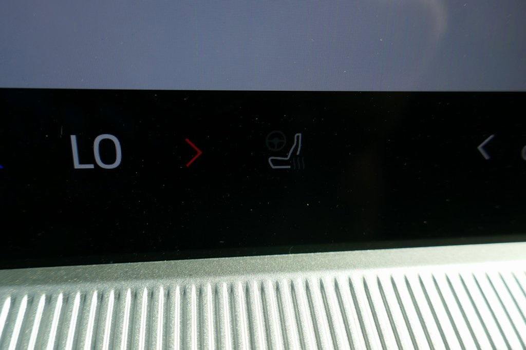 New 2025 Ford Explorer ST-Line w/ Premium Package image 19