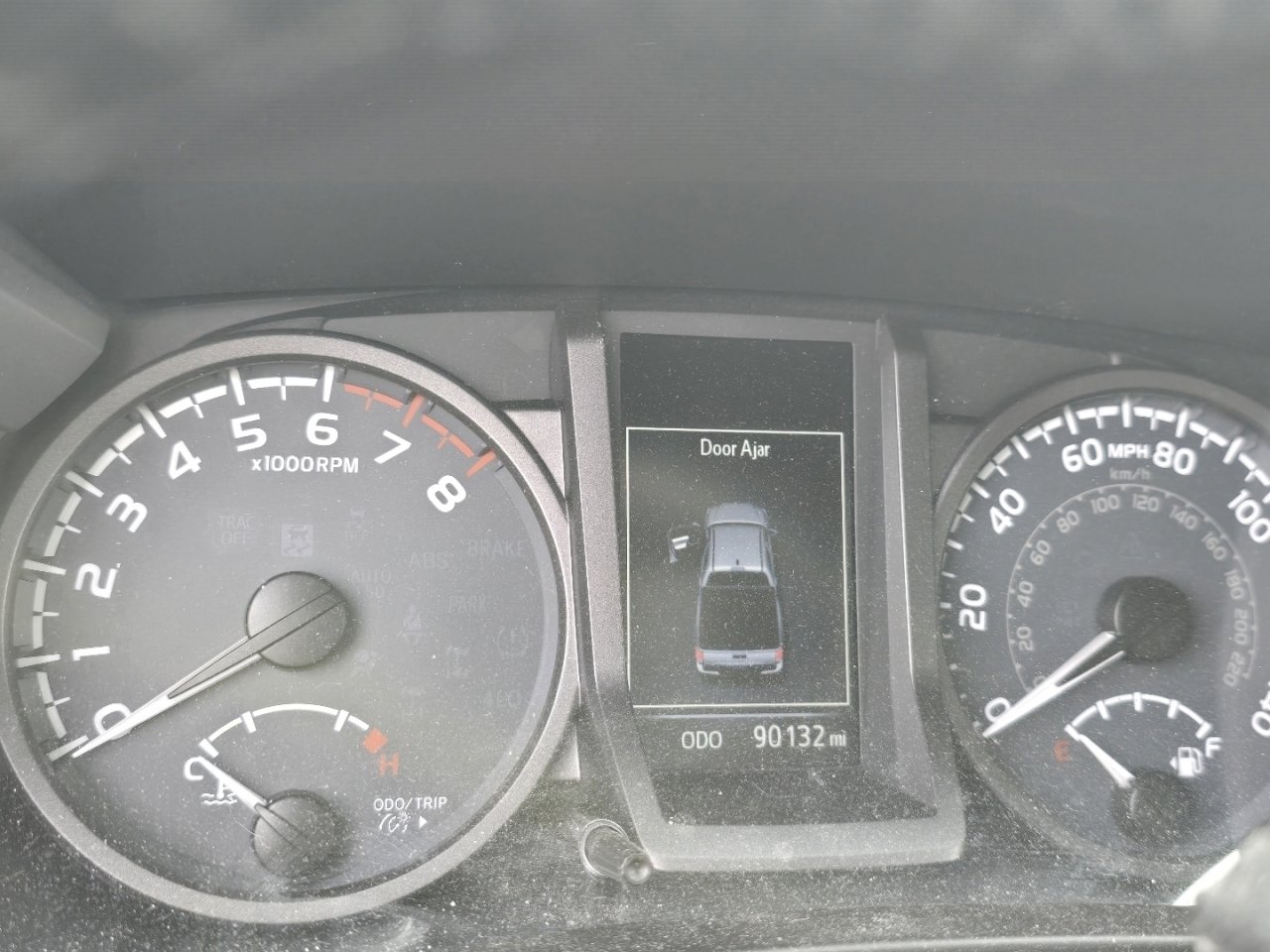 Used 2016 Toyota Tacoma TRD Sport w/ Towing Package image 19