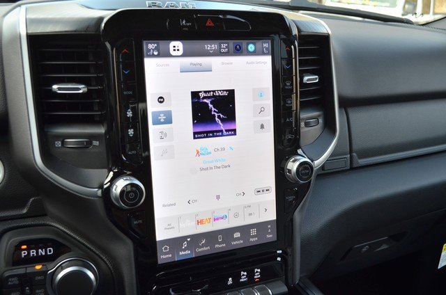 New 2026 RAM 1500 4x4 Crew Cab image 28