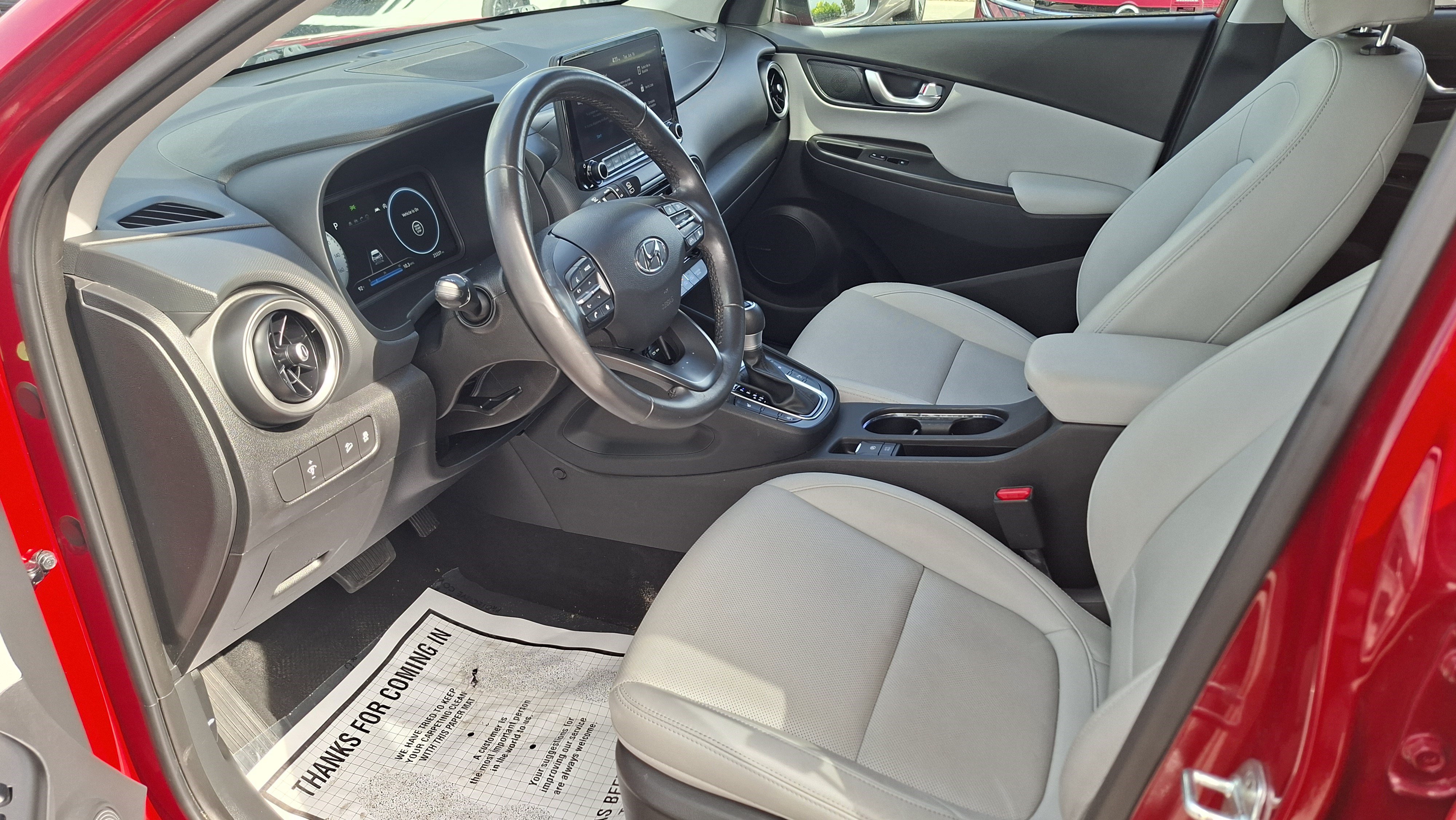 Used 2023 Hyundai Kona Limited FWD image 9