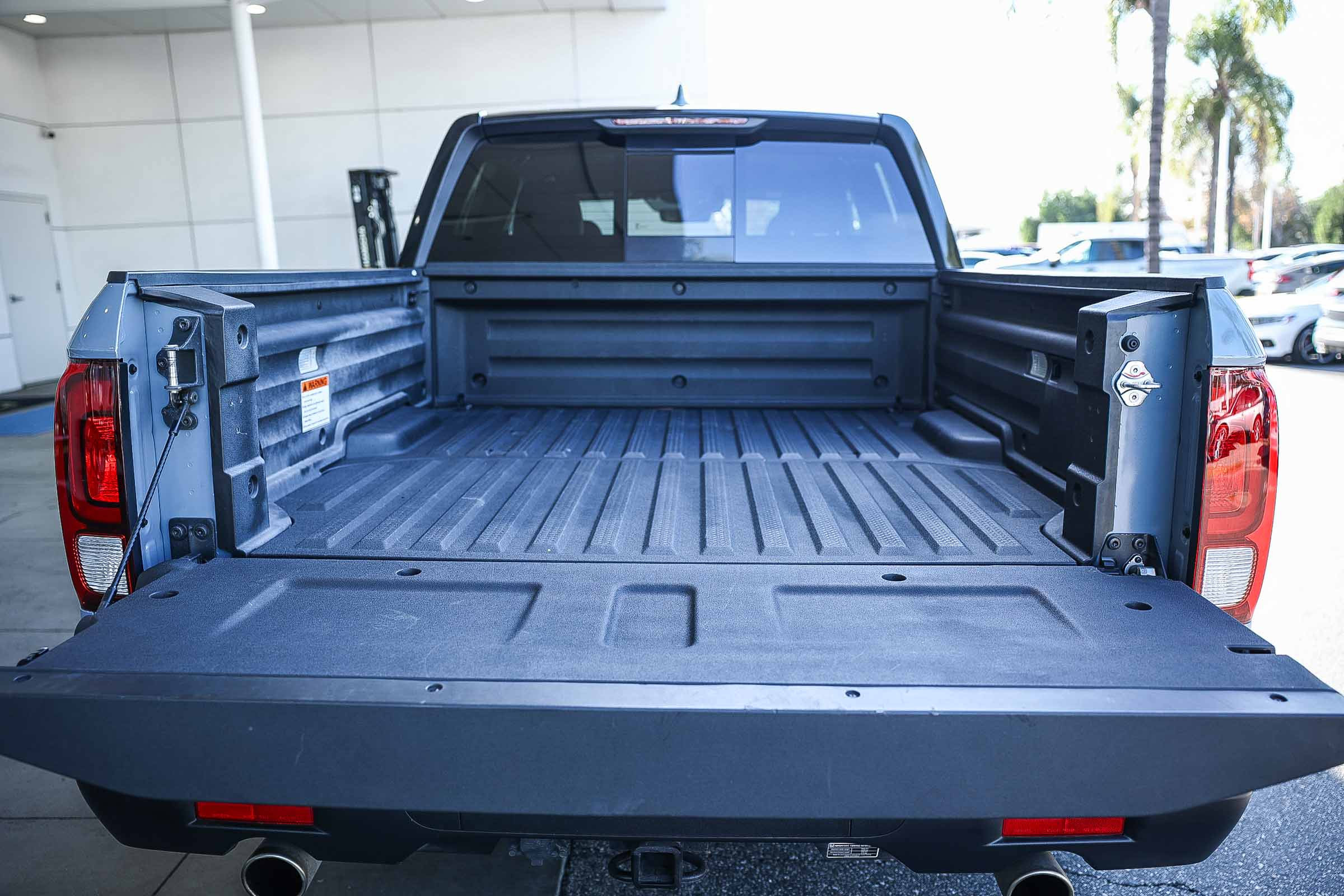 Certified 2025 Honda Ridgeline TrailSport image 33