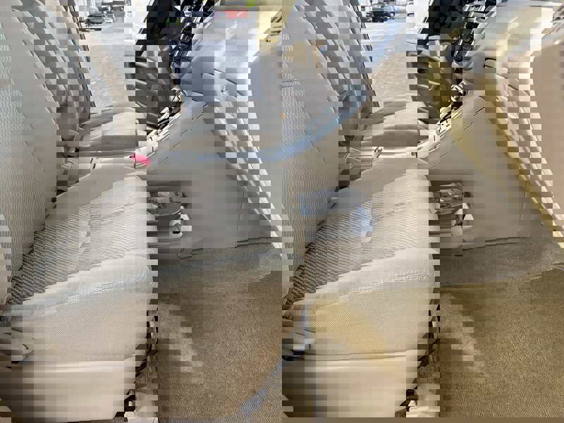 Used 2005 Toyota Highlander 2WD image 36