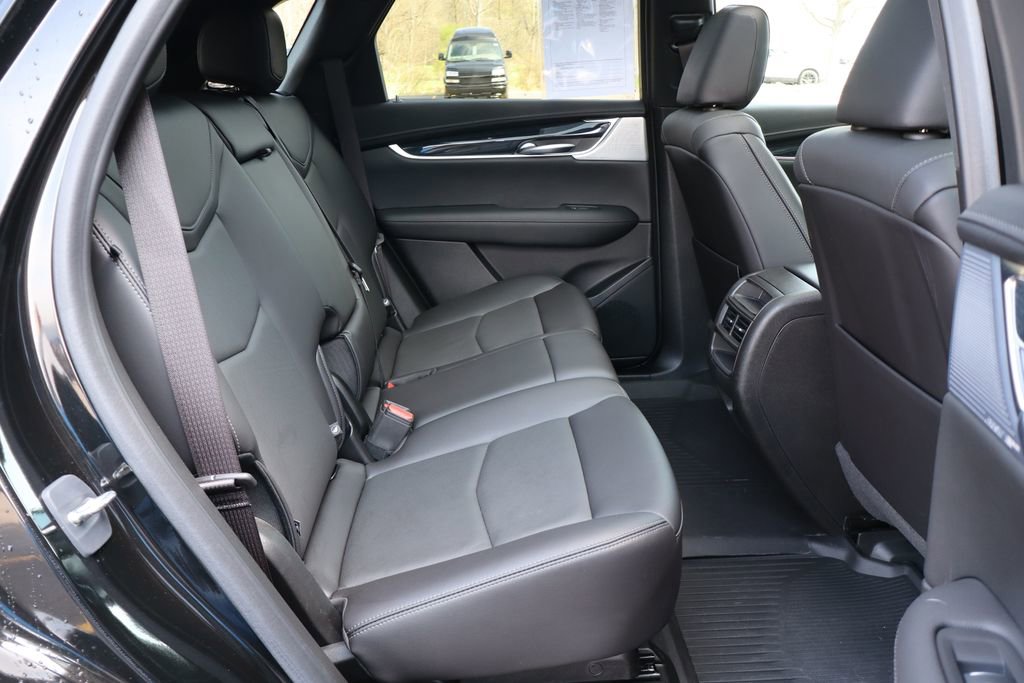 Used 2024 Cadillac XT5 Premium Luxury w/ LPO, Floor Liner Package AWD/4WD image 45