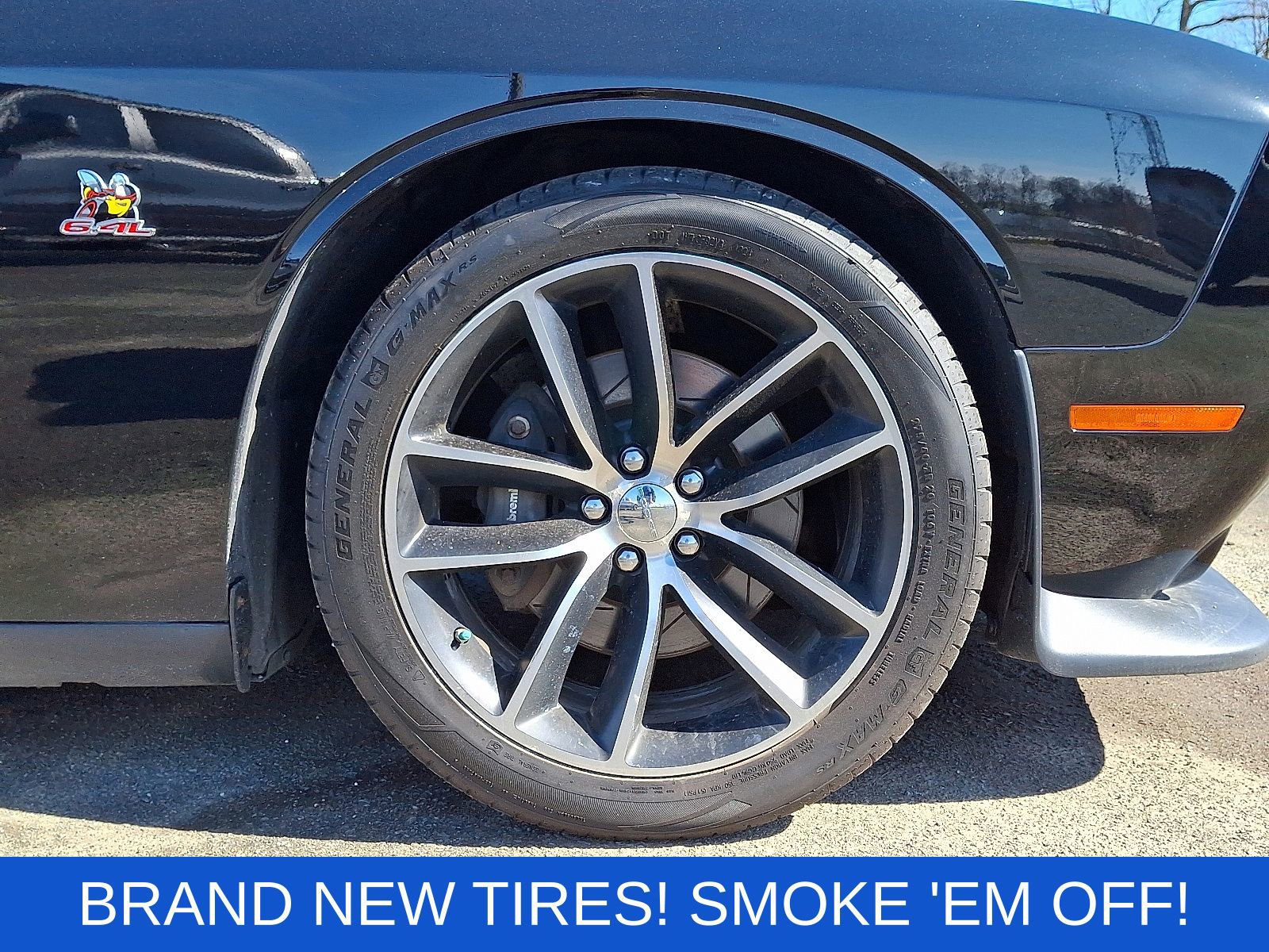 Used 2016 Dodge Challenger R/T Scat Pack w/ Leather Interior Group image 9