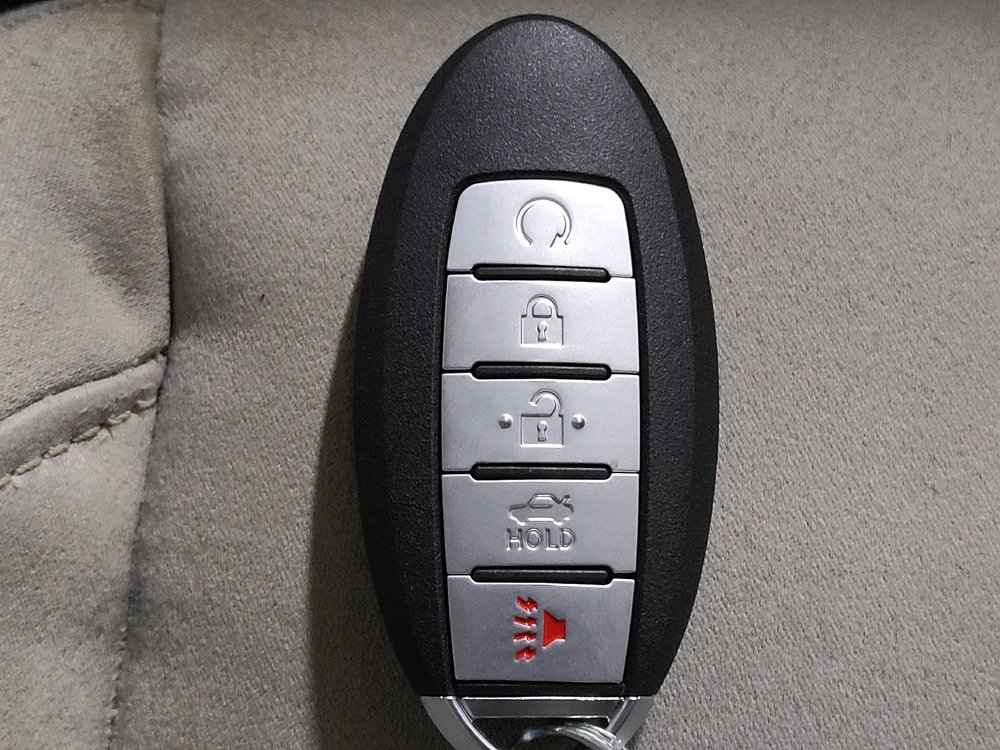 Used 2022 Nissan Altima 2.5 SV w/ SV Premium Package FWD image 32