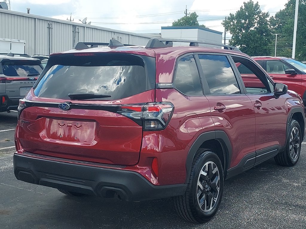 Used 2026 Subaru Forester Premium AWD/4WD image 7