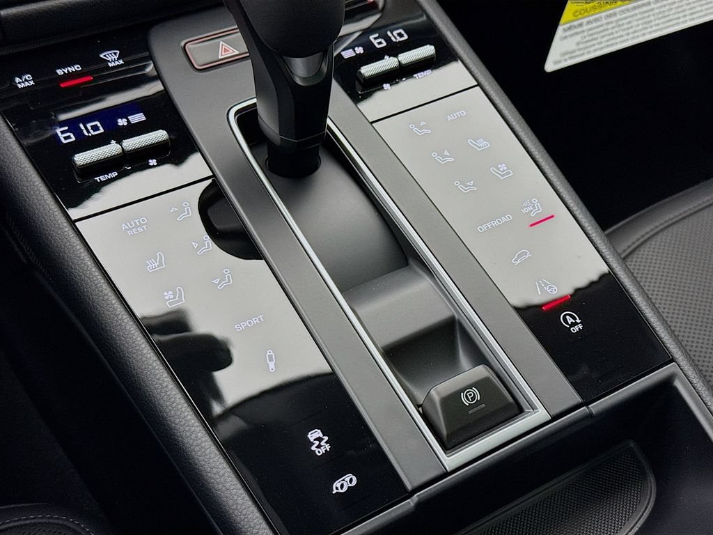 New 2026 Porsche Macan S AWD/4WD image 23