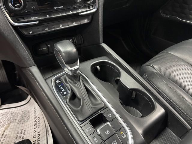 Used 2020 Hyundai Santa Fe Limited AWD/4WD image 23