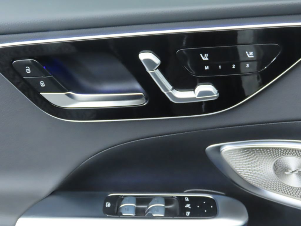 New 2026 Mercedes-Benz C 300 Sedan image 25