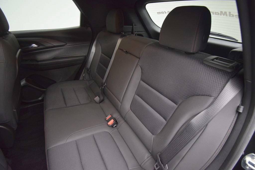 Used 2023 Chevrolet TrailBlazer RS w/ Convenience Package FWD image 24