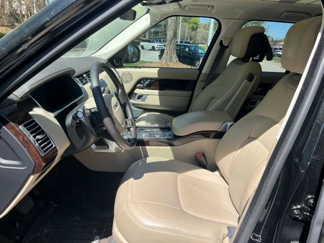 Used 2020 Land Rover Range Rover HSE image 5