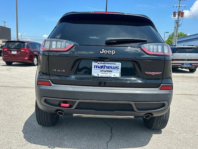 Used 2020 Jeep Cherokee Trailhawk w/ Technology Group AWD/4WD image 7