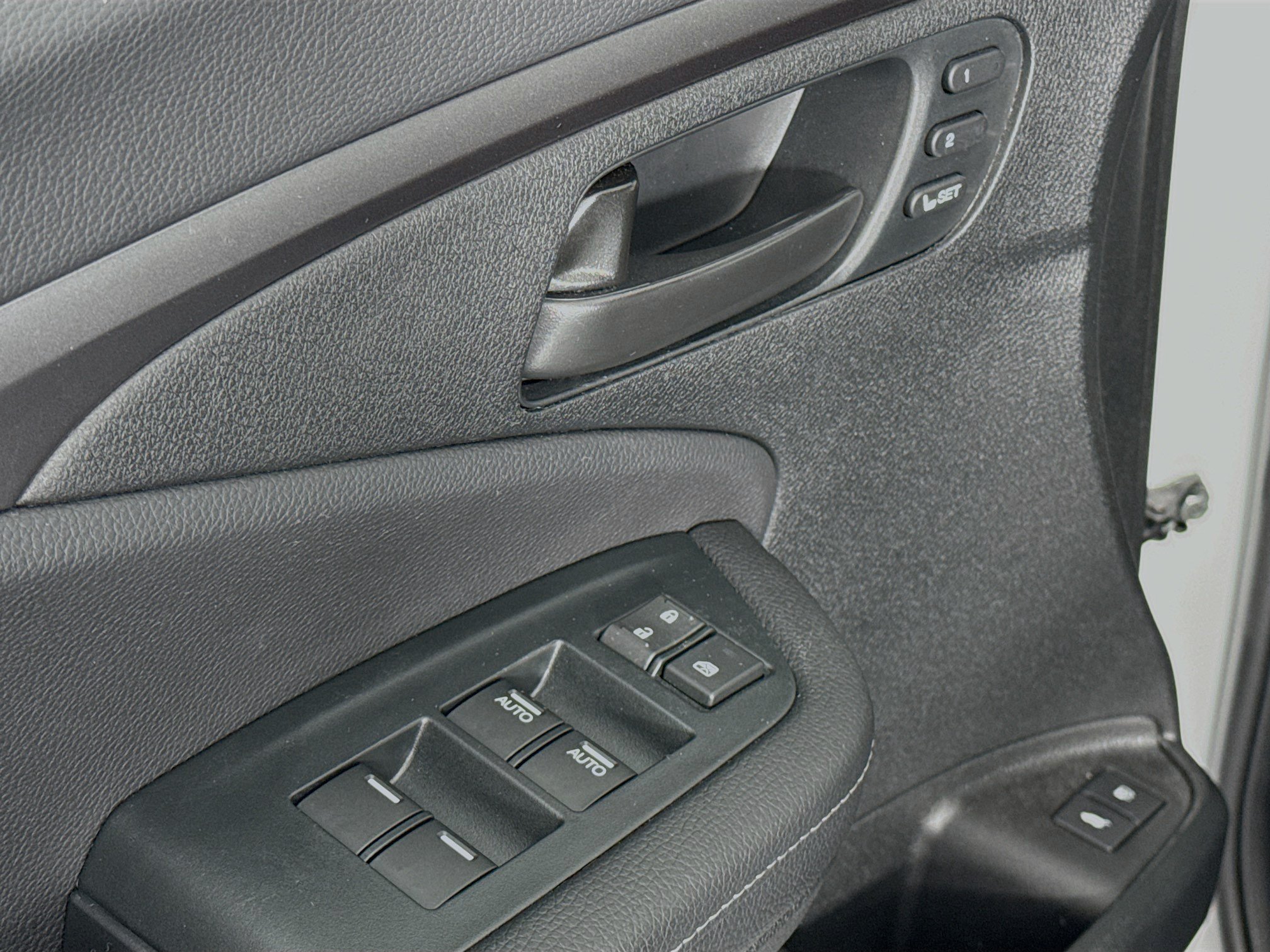 Certified 2023 Honda Passport EX-L image 17