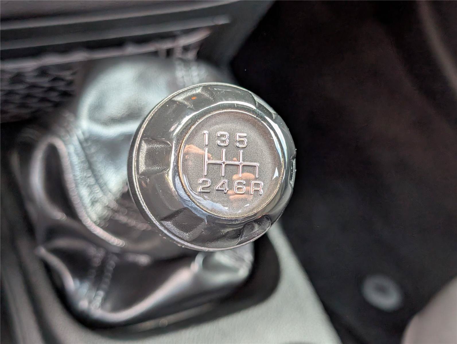 Used 2018 Jeep Wrangler Sport AWD/4WD image 23
