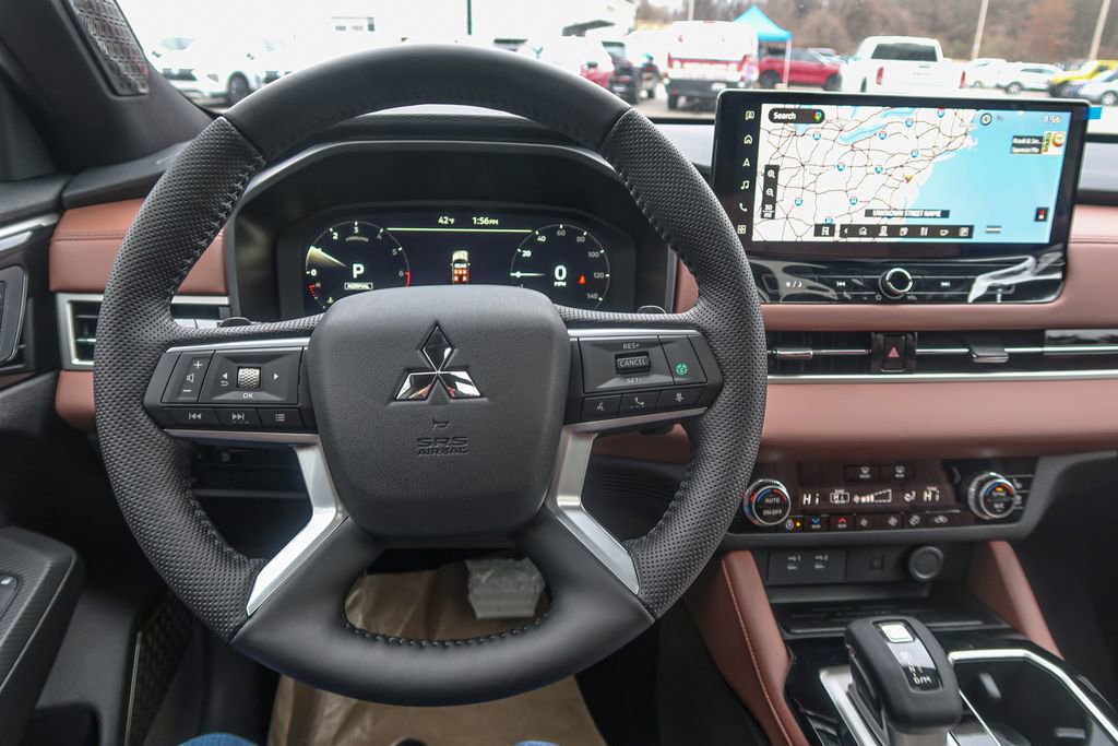 New 2026 Mitsubishi Outlander SEL image 37