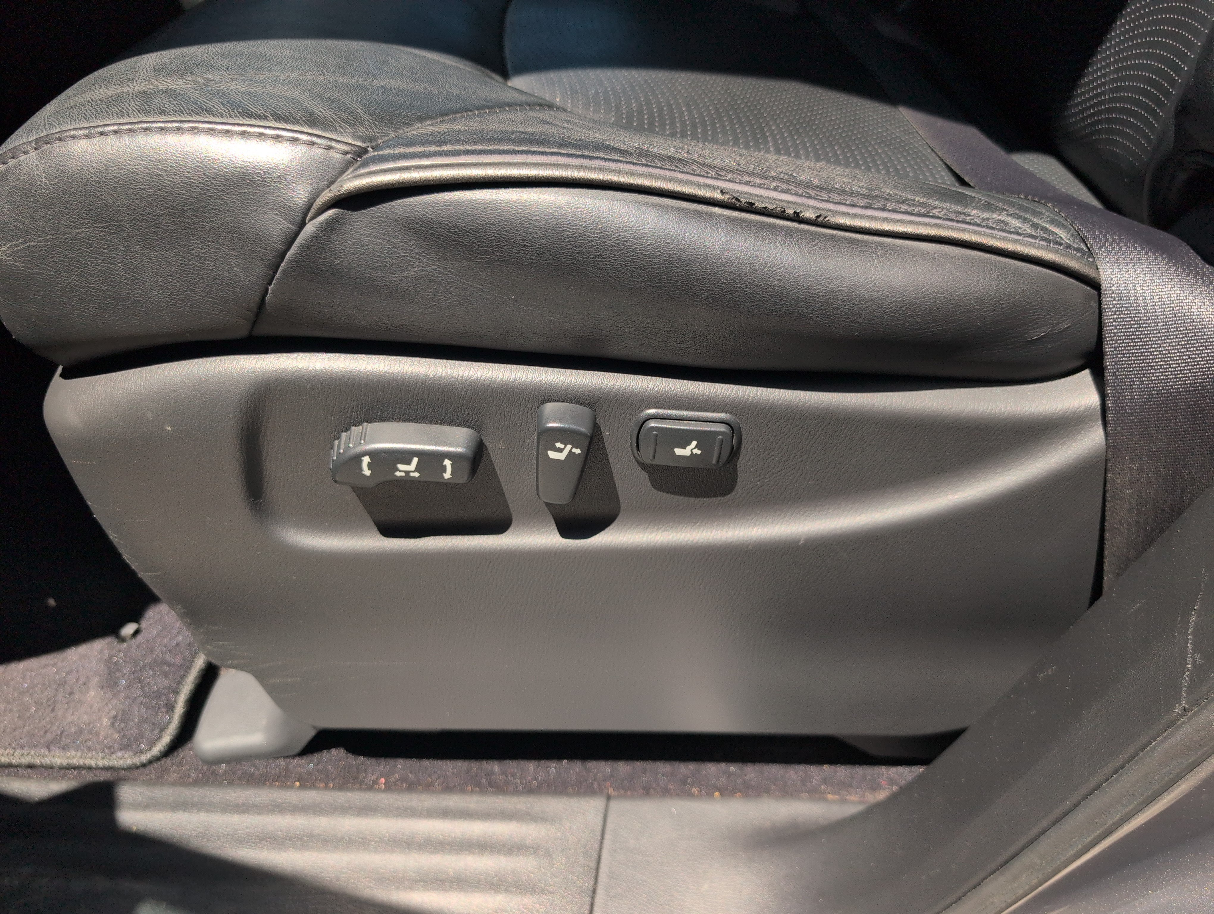 Used 2013 INFINITI QX56 2WD image 7