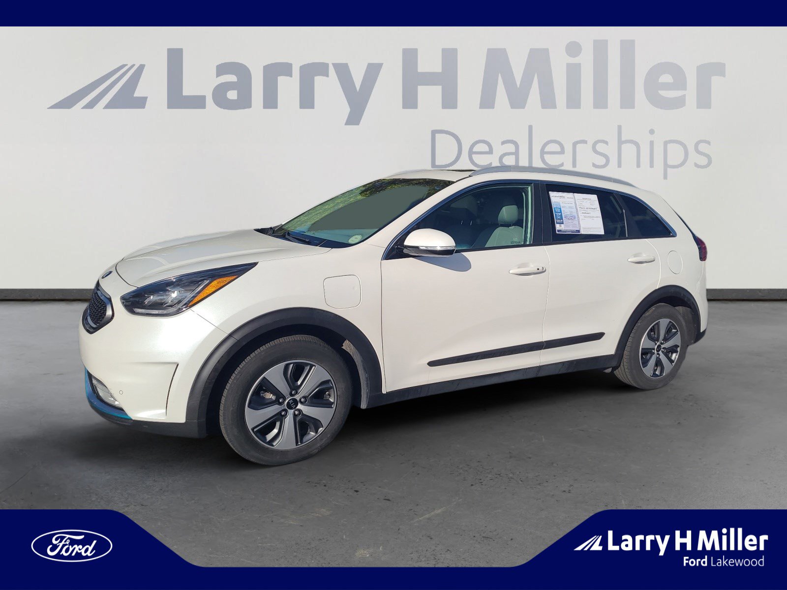 Used 2019 Kia Niro EX Premium w/ Sunroof Package