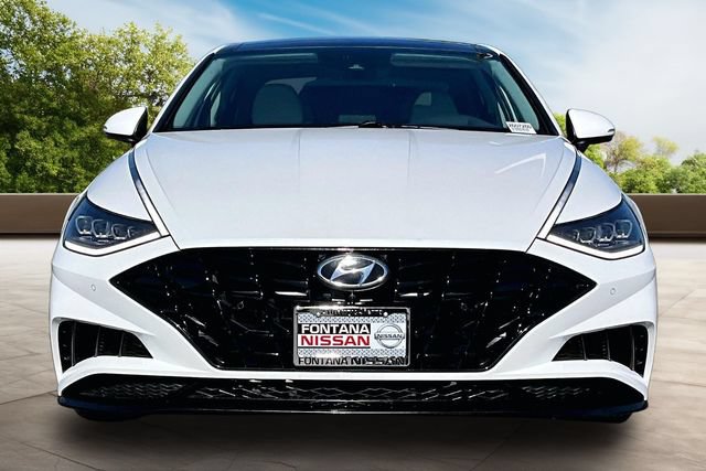 Used 2022 Hyundai Sonata Limited FWD image 2