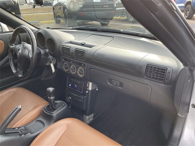 Used 2001 Toyota MR2 image 15