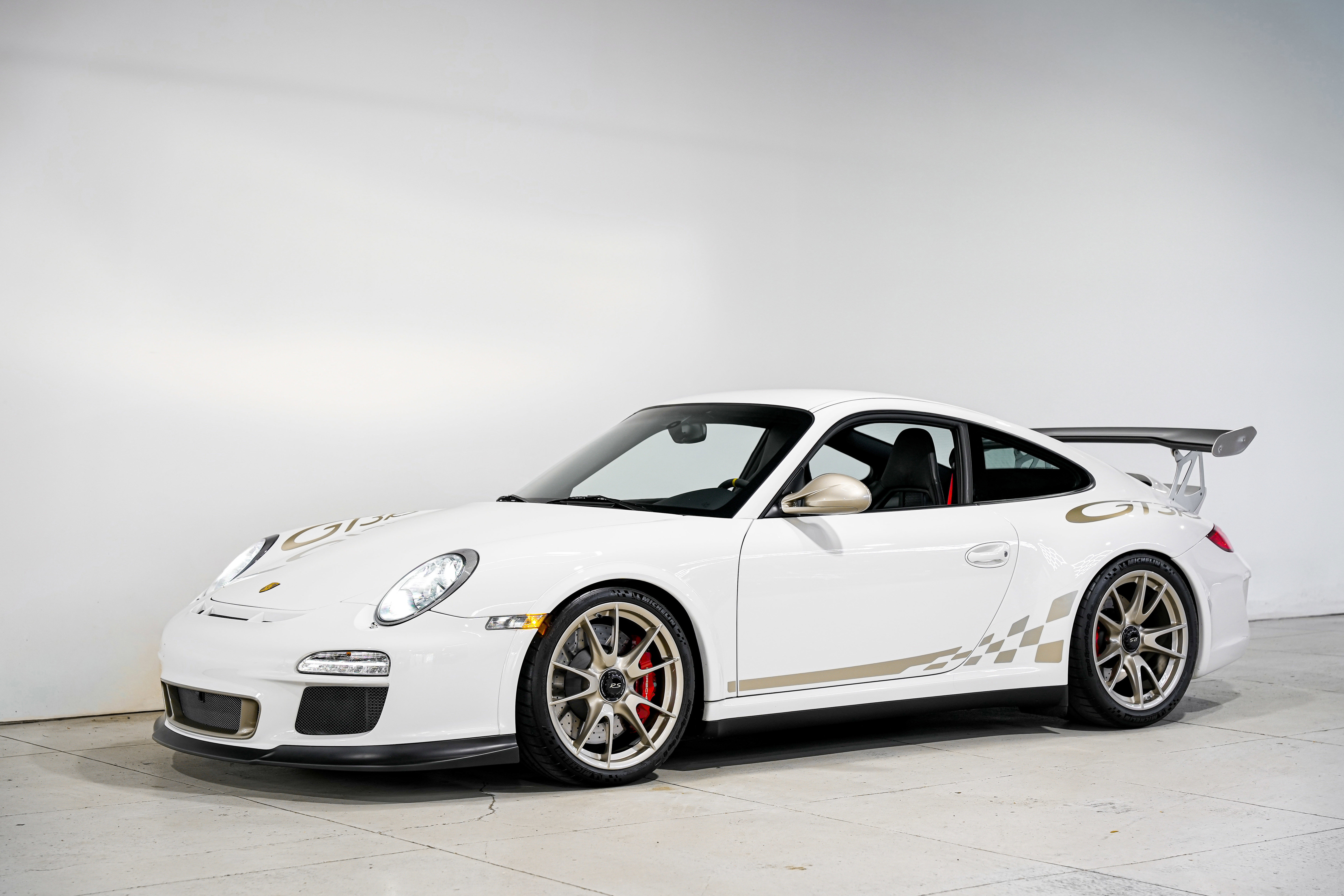 Used 2010 Porsche 911 GT3 RS image 6