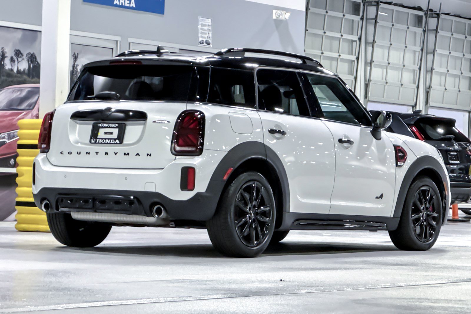 Used 2024 MINI Cooper Countryman John Cooper Works w/ Signature Upholstery Package AWD/4WD image 9