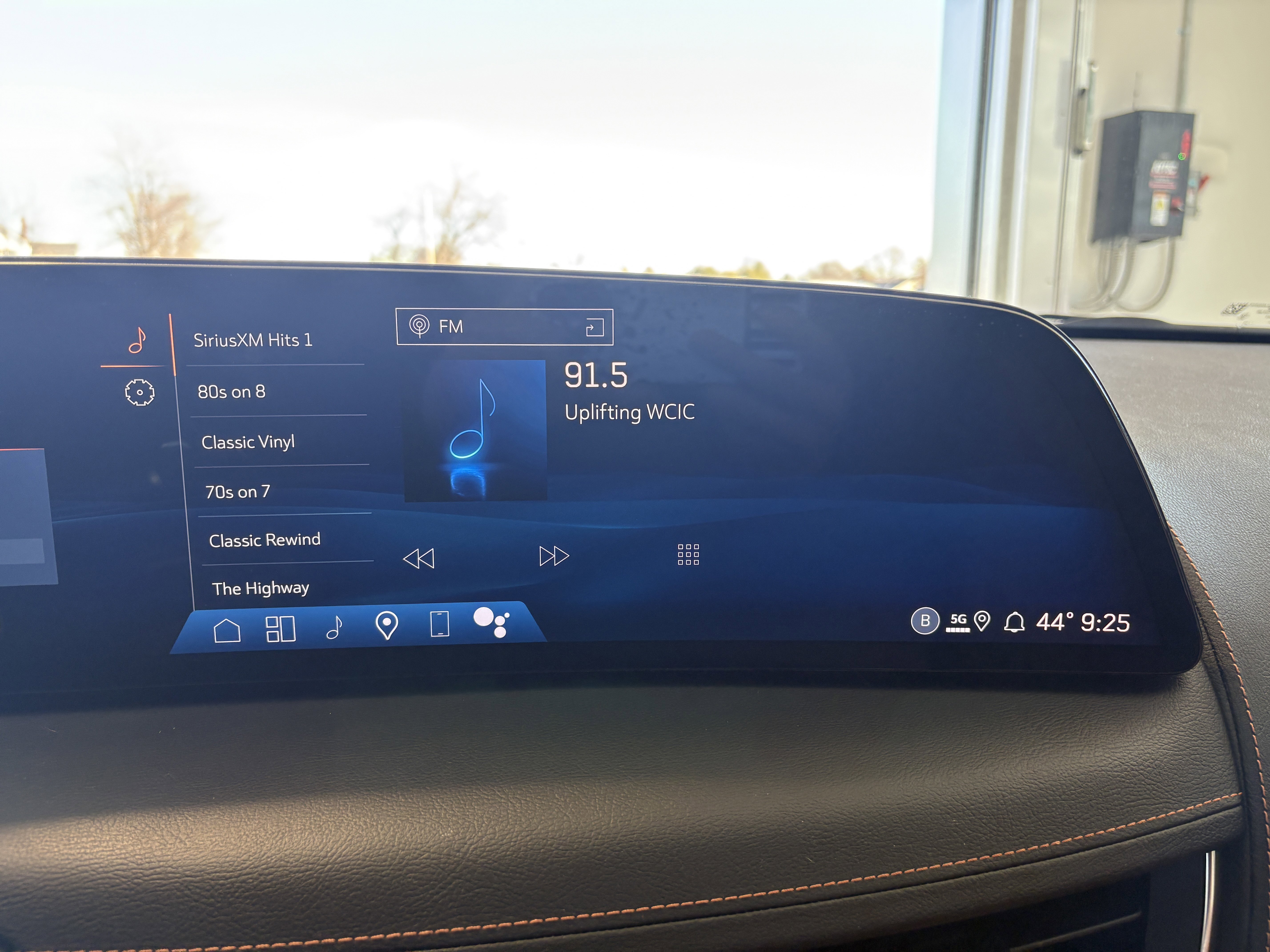 Used 2025 Cadillac CT5 Premium Luxury w/ Platinum Package AWD/4WD image 15