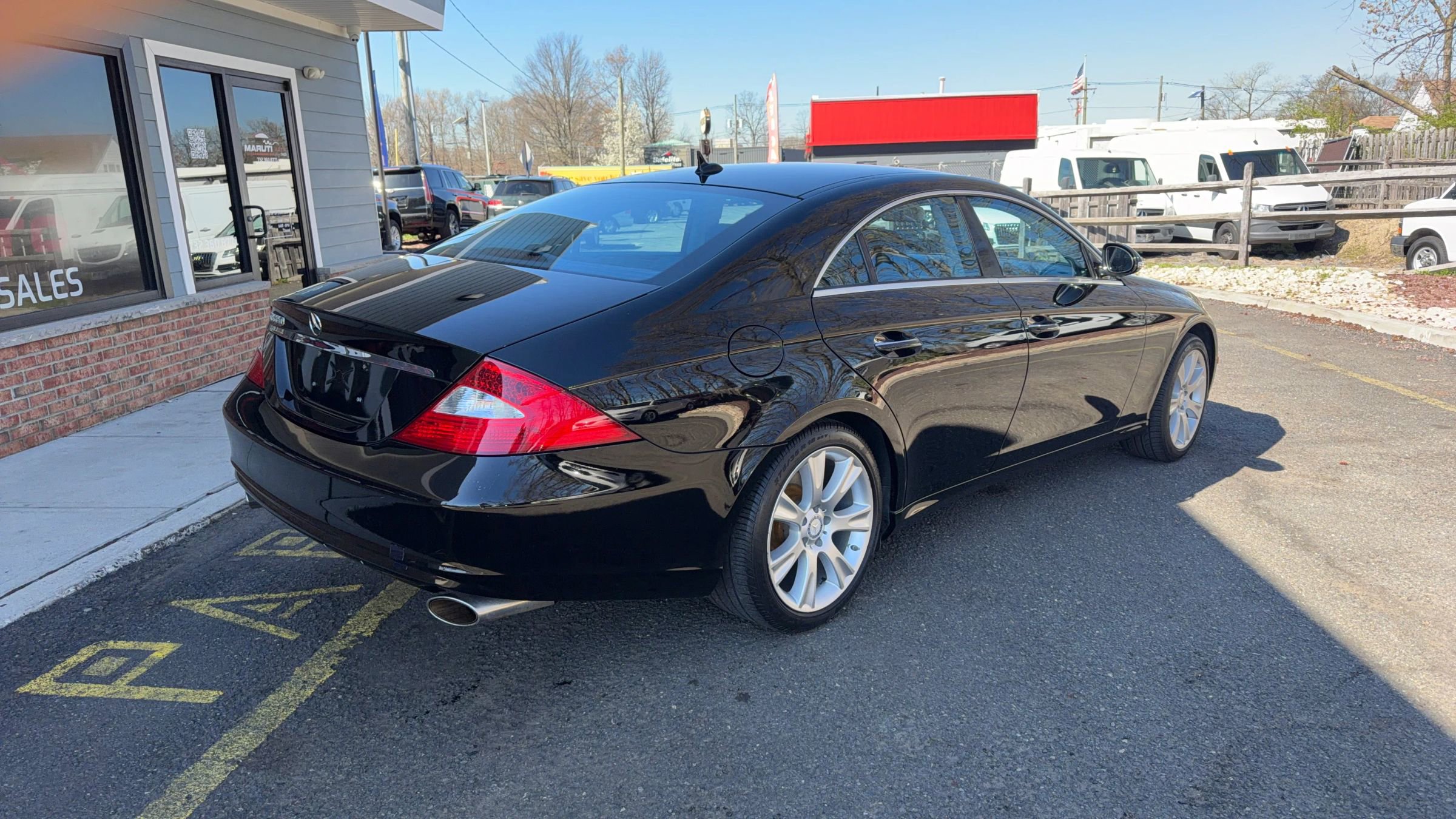Used 2008 Mercedes-Benz CLS 550 image 5