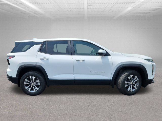 New 2027 Chevrolet Equinox LT w/ LPO, Floor Liner Package FWD image 8