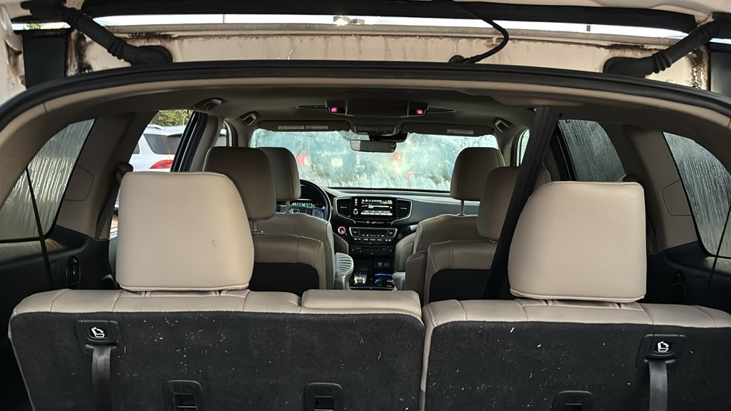 Used 2019 Honda Pilot Touring image 28