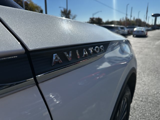 Certified 2021 Lincoln Aviator Reserve w/ Elements Package Plus AWD/4WD image 48