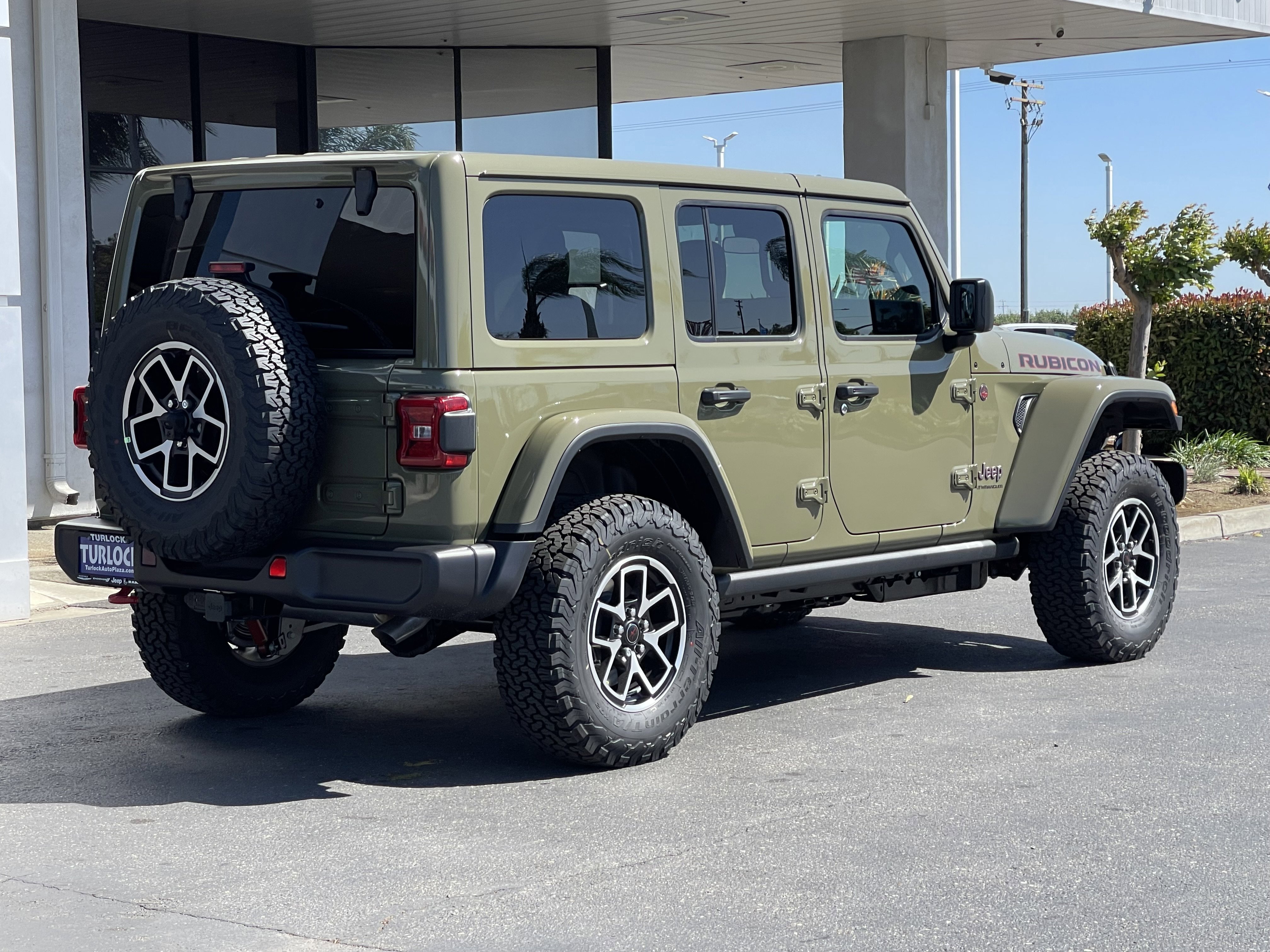 New 2026 Jeep Wrangler Unlimited Rubicon AWD/4WD image 10