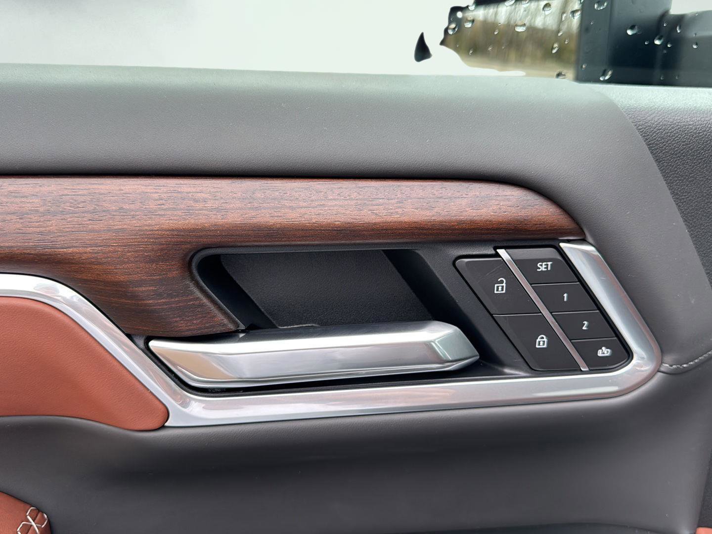 New 2026 GMC Sierra 3500 Denali Ultimate image 12