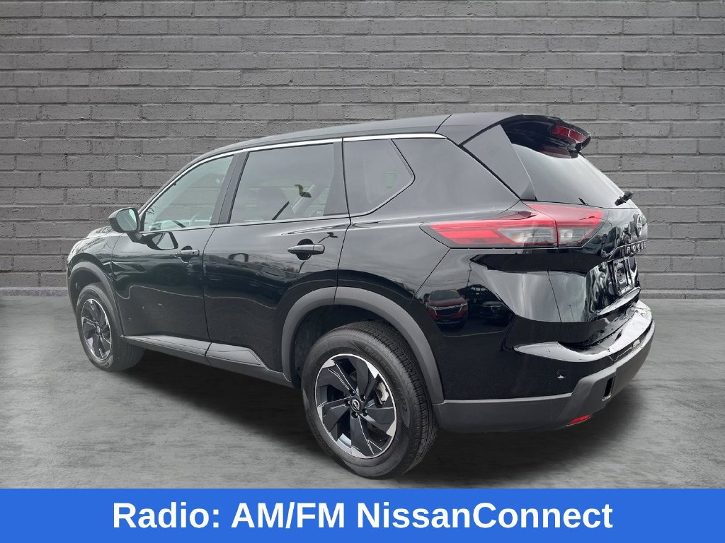 Used 2026 Nissan Rogue SV AWD/4WD image 3